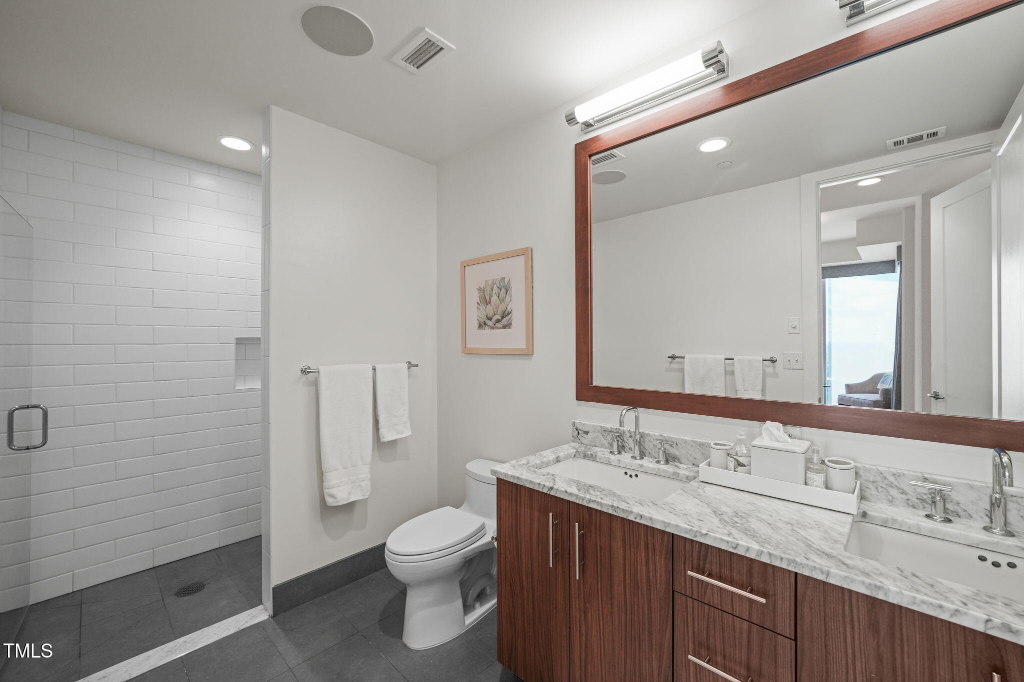 110 N Corcoran Street # 2304