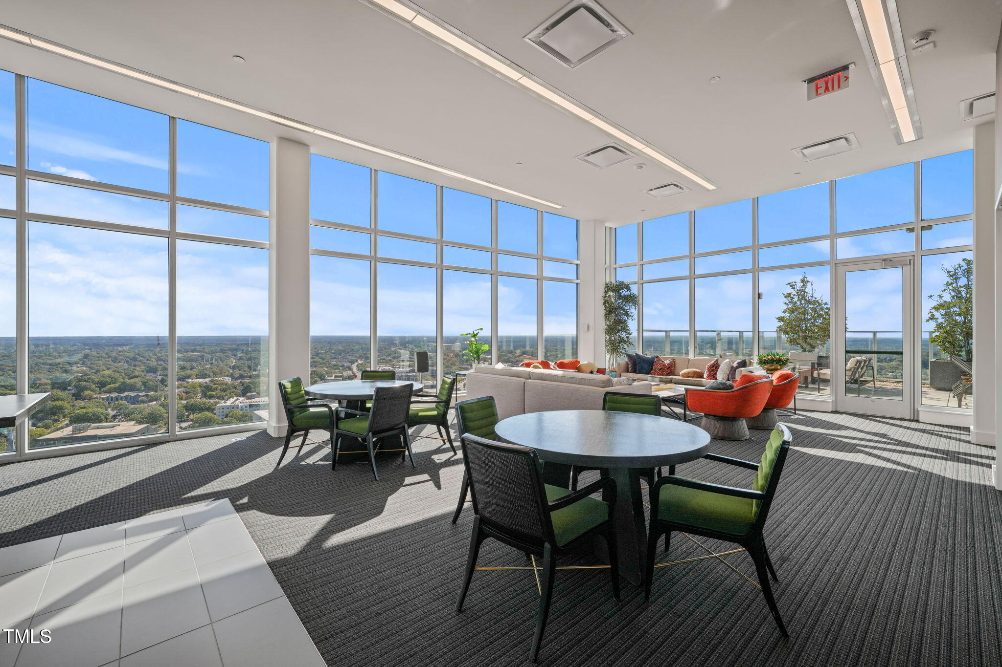 110 N Corcoran Street # 2304