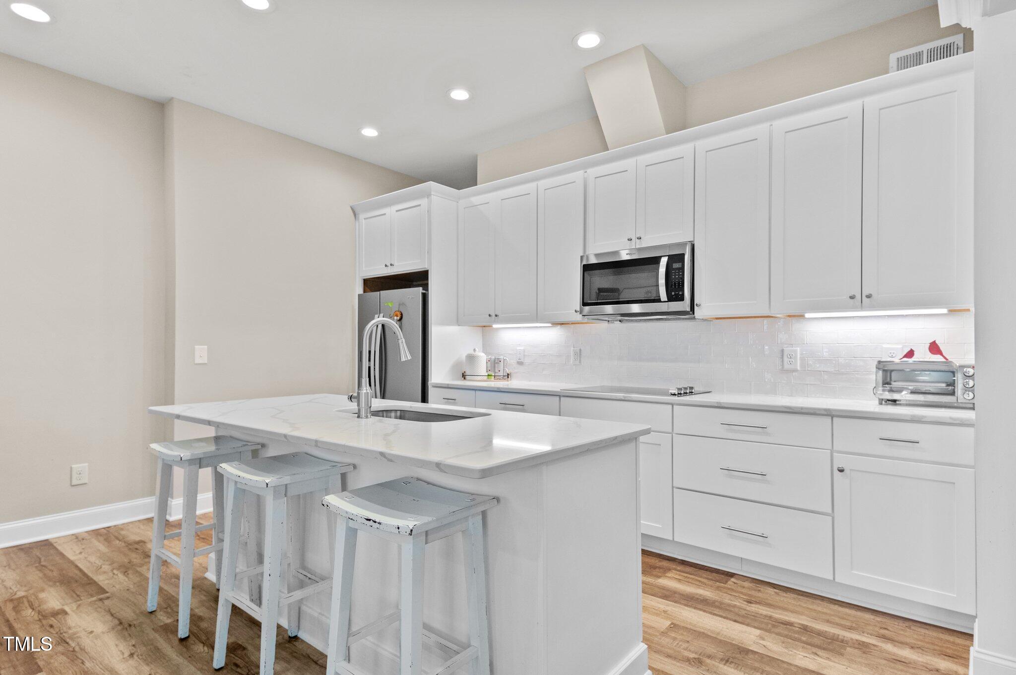 8528 Mangum Hollow Drive