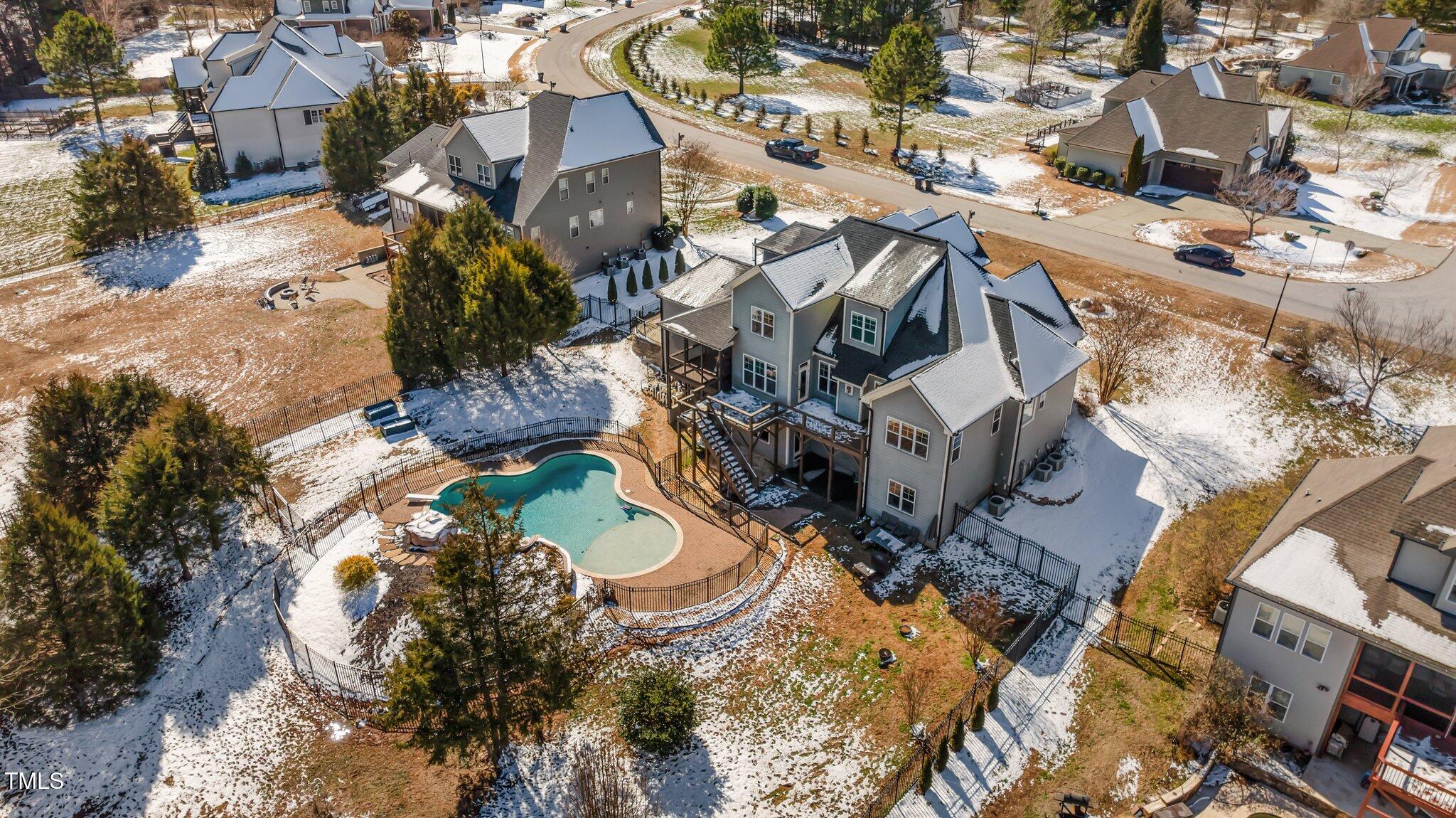 8528 Mangum Hollow Drive