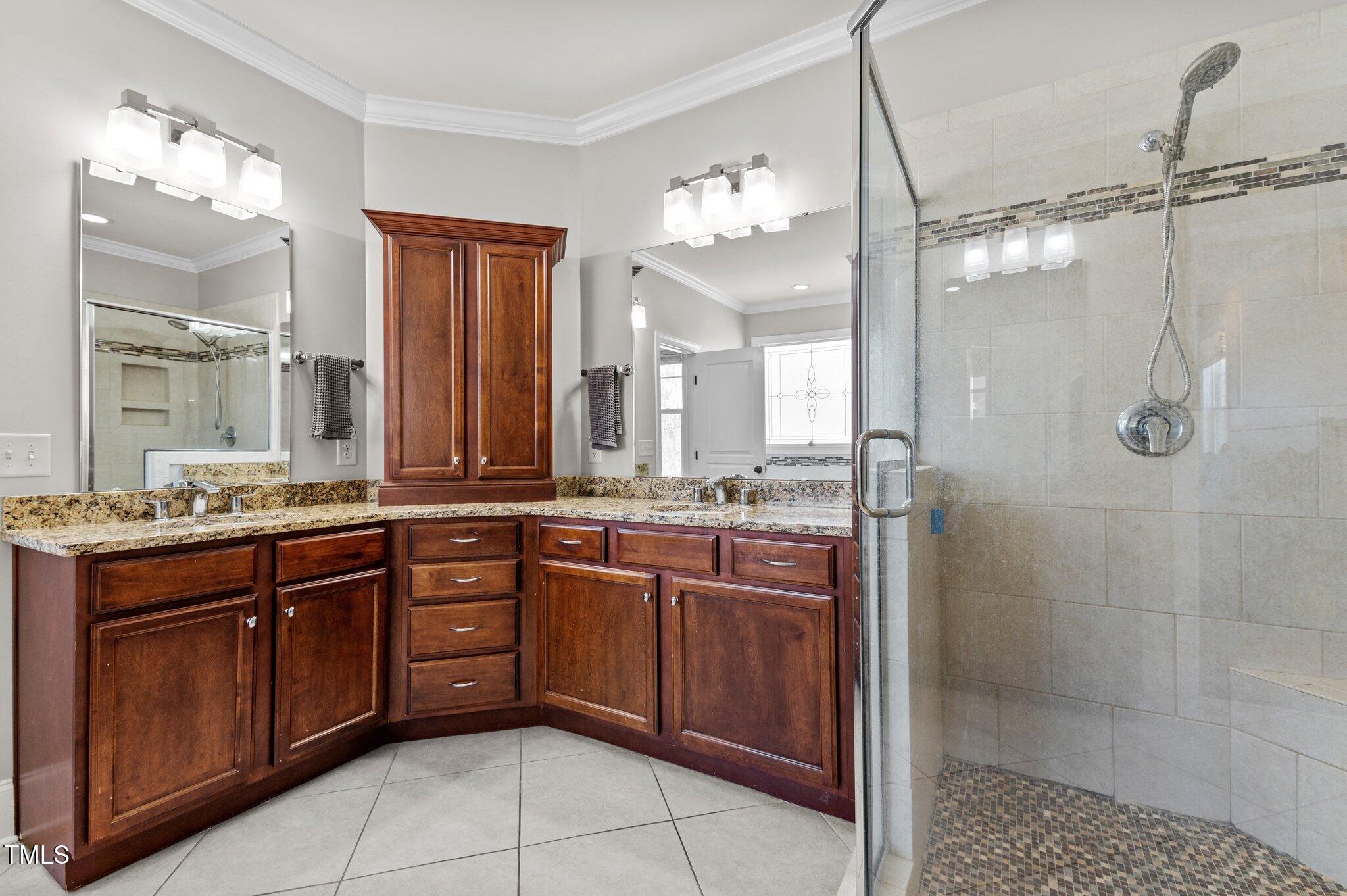 8528 Mangum Hollow Drive