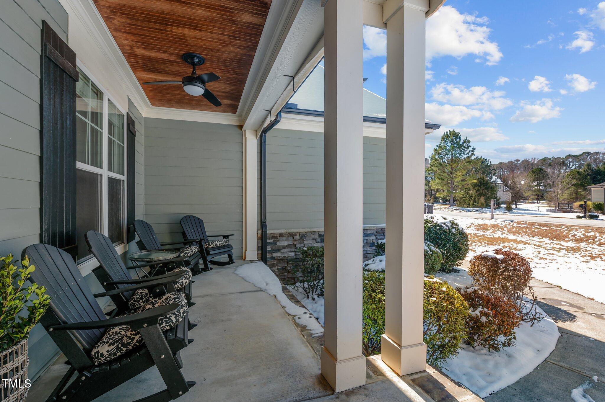 8528 Mangum Hollow Drive