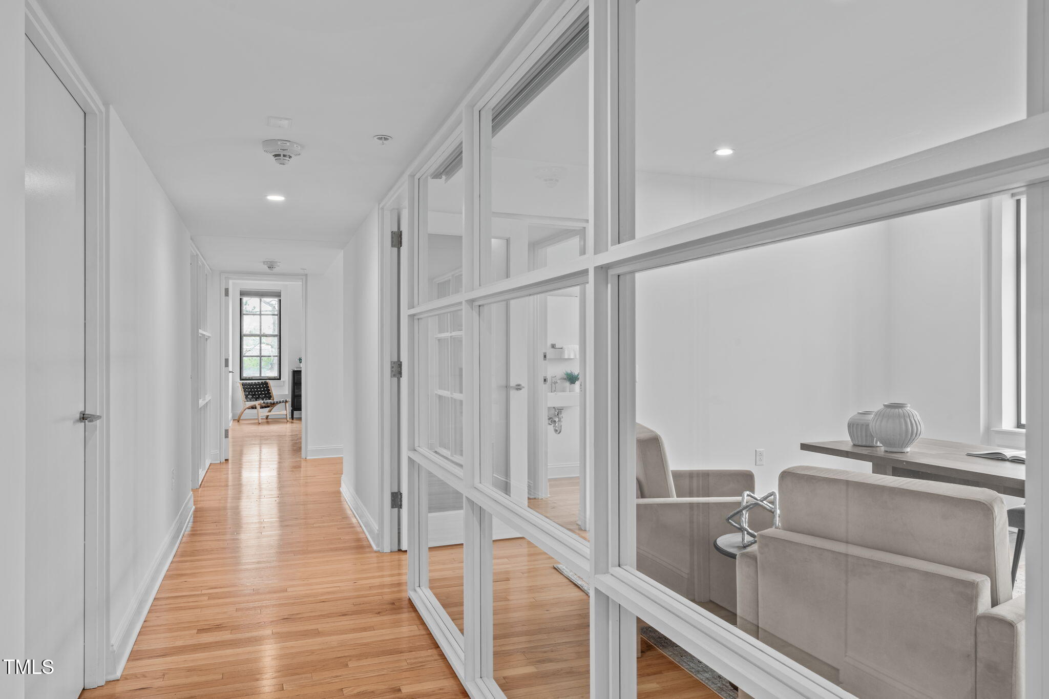 312 N Buchanan Blvd # 302