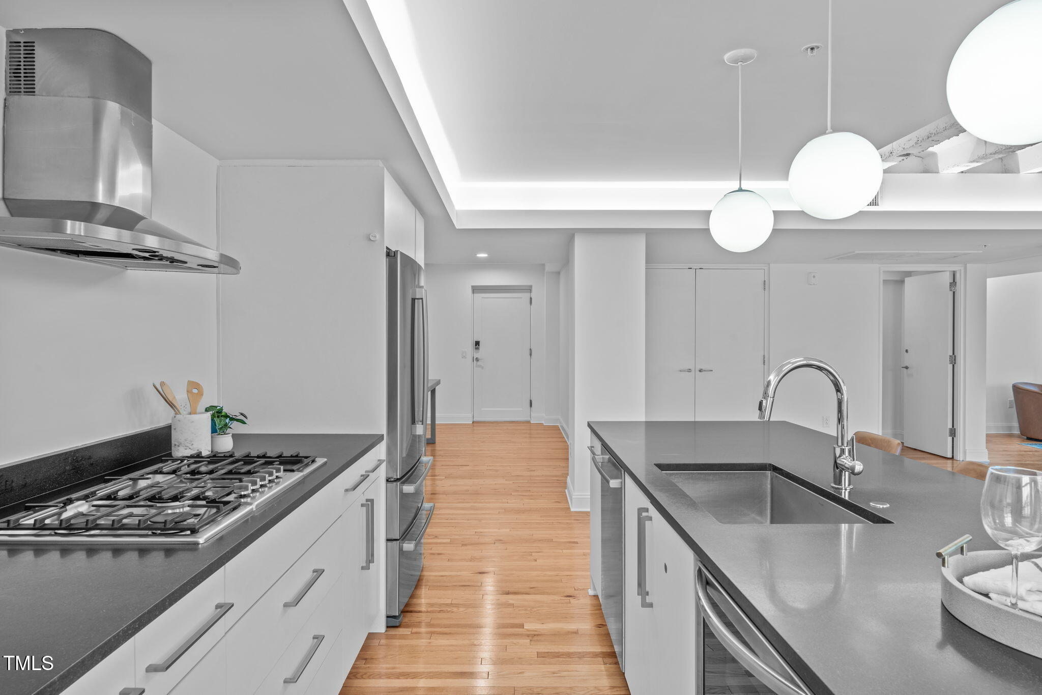 312 N Buchanan Blvd # 302