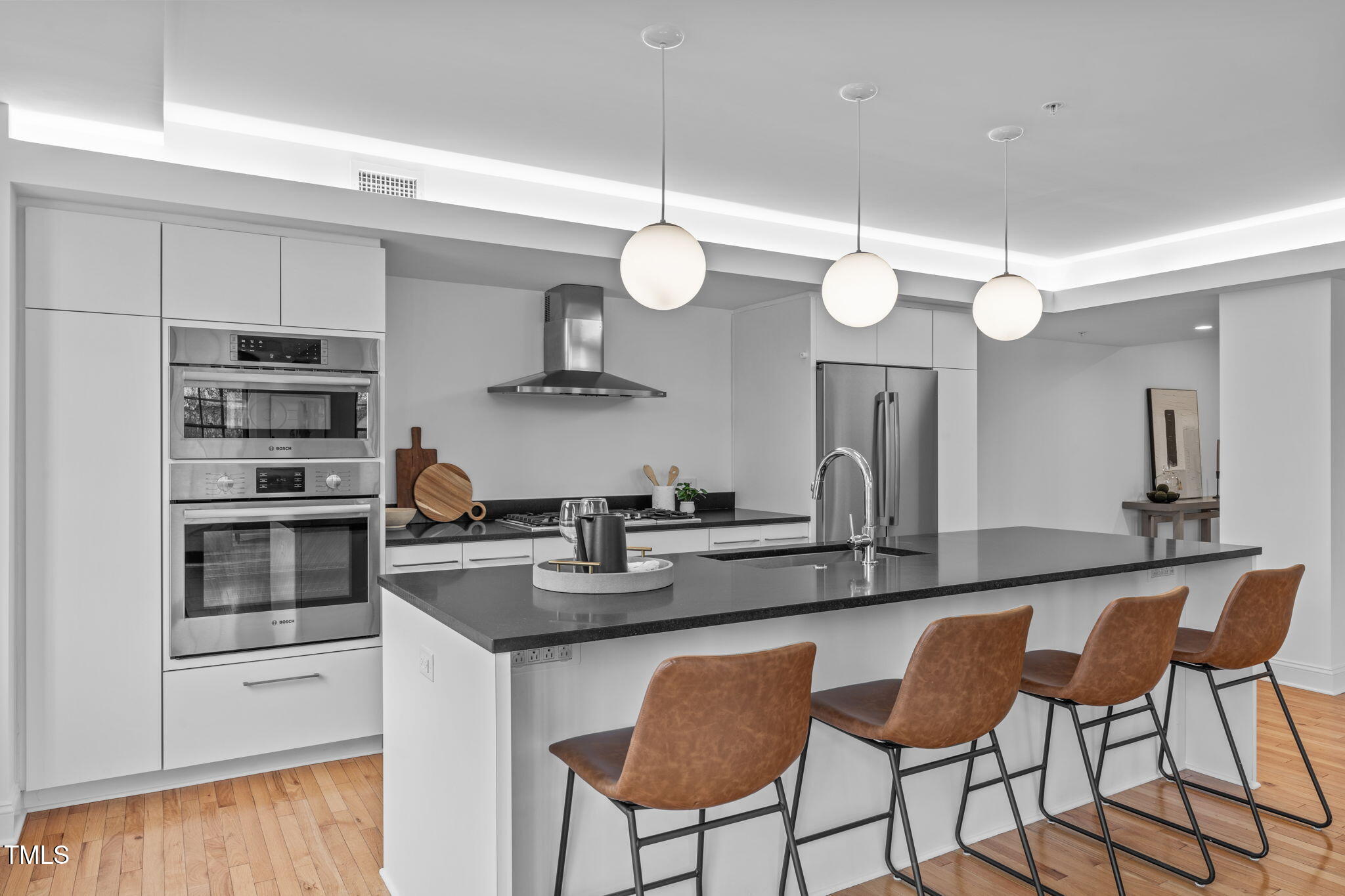 312 N Buchanan Blvd # 302