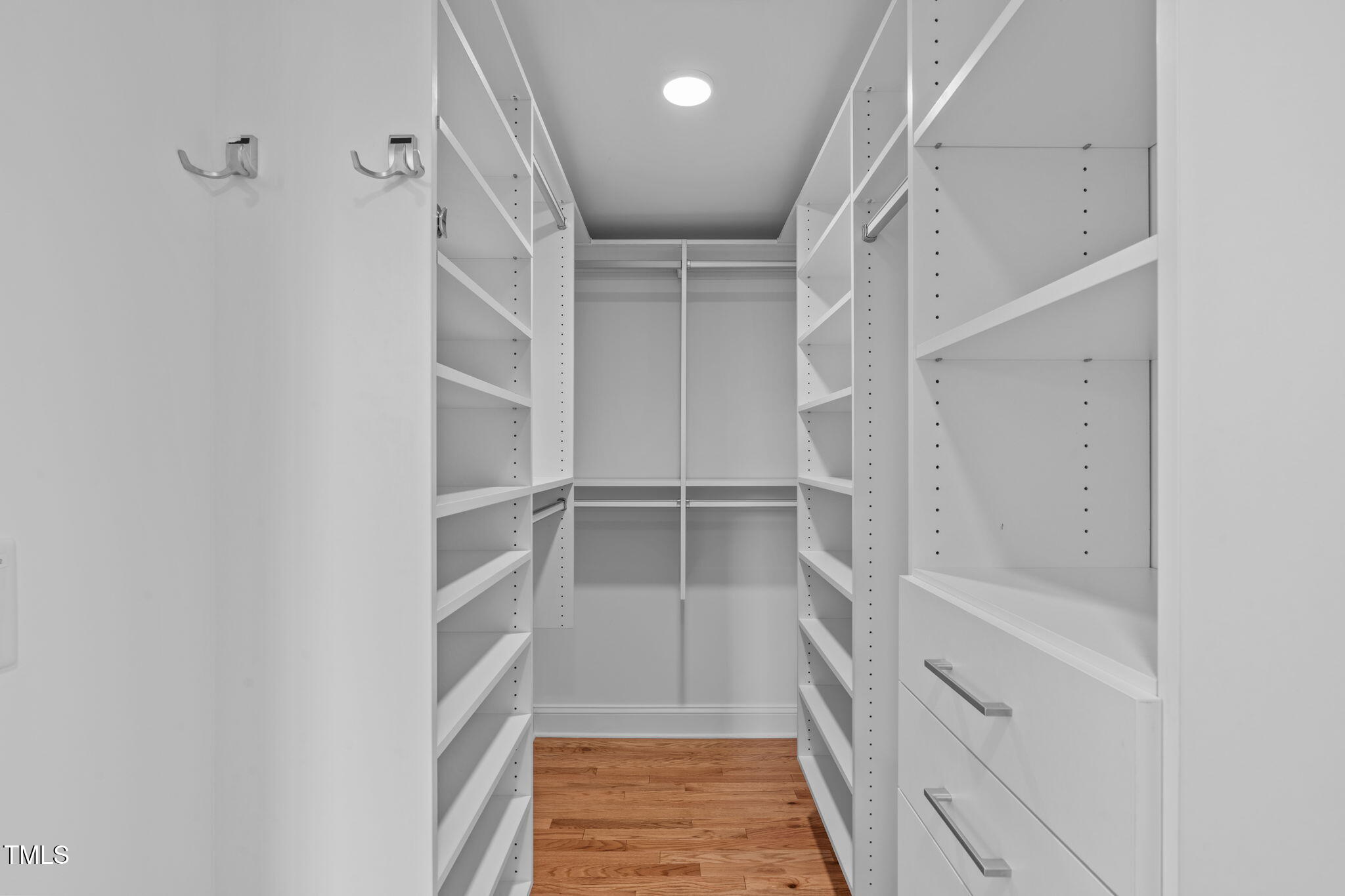 312 N Buchanan Blvd # 302