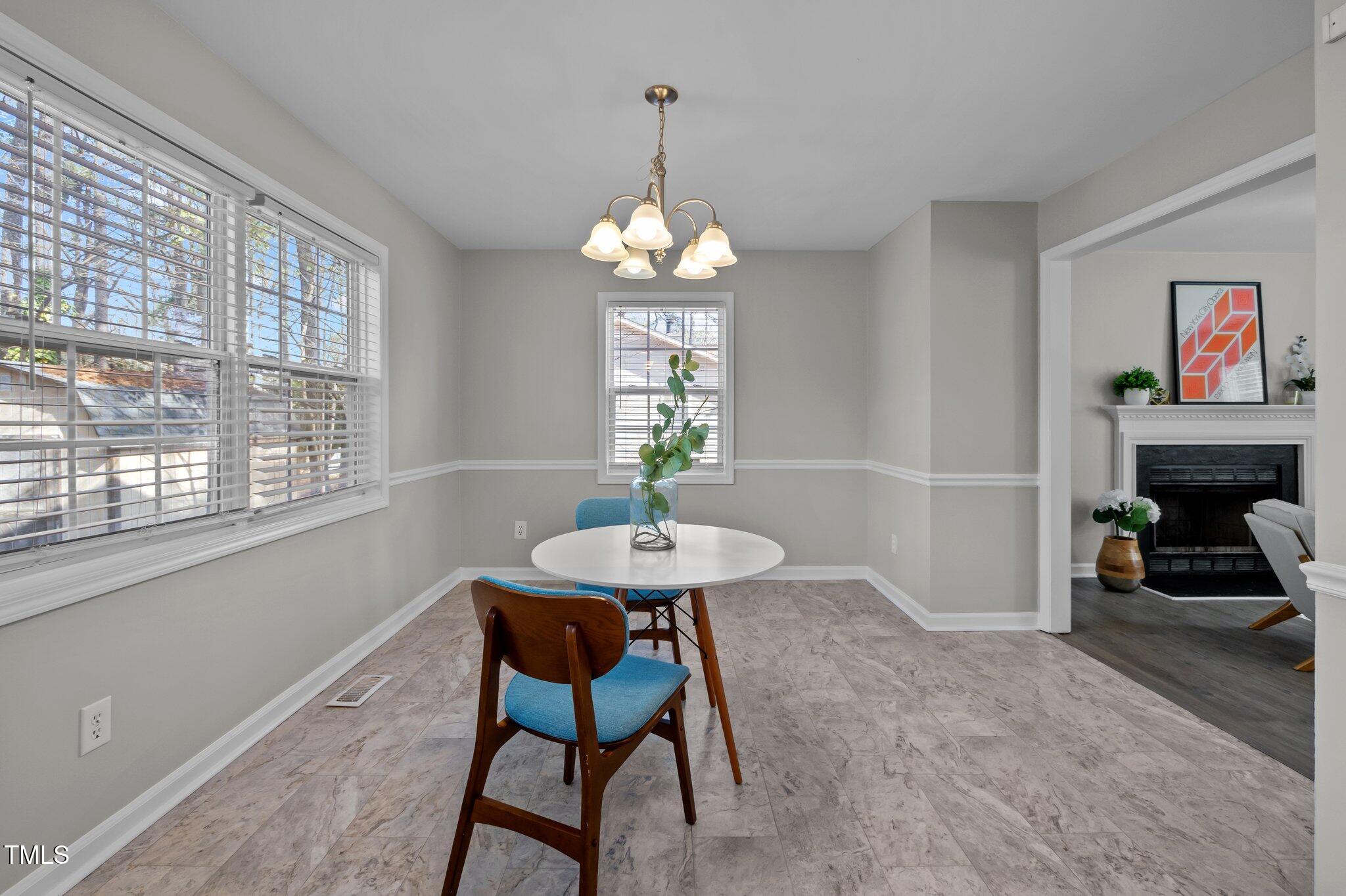 1112 Chalk Level Road
