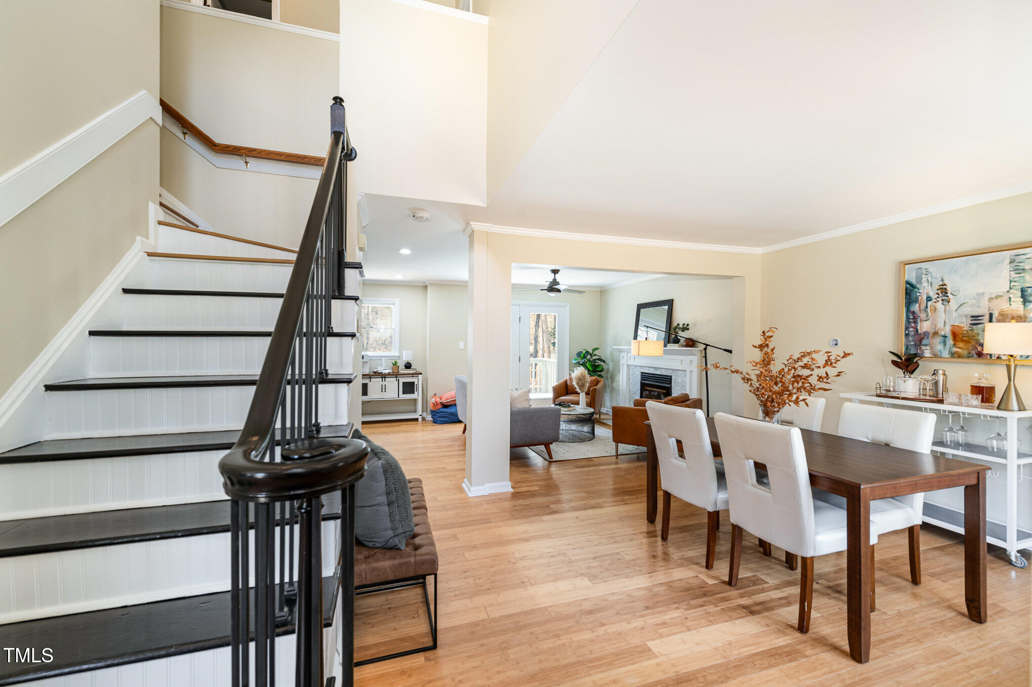 5 Bridgeport Drive