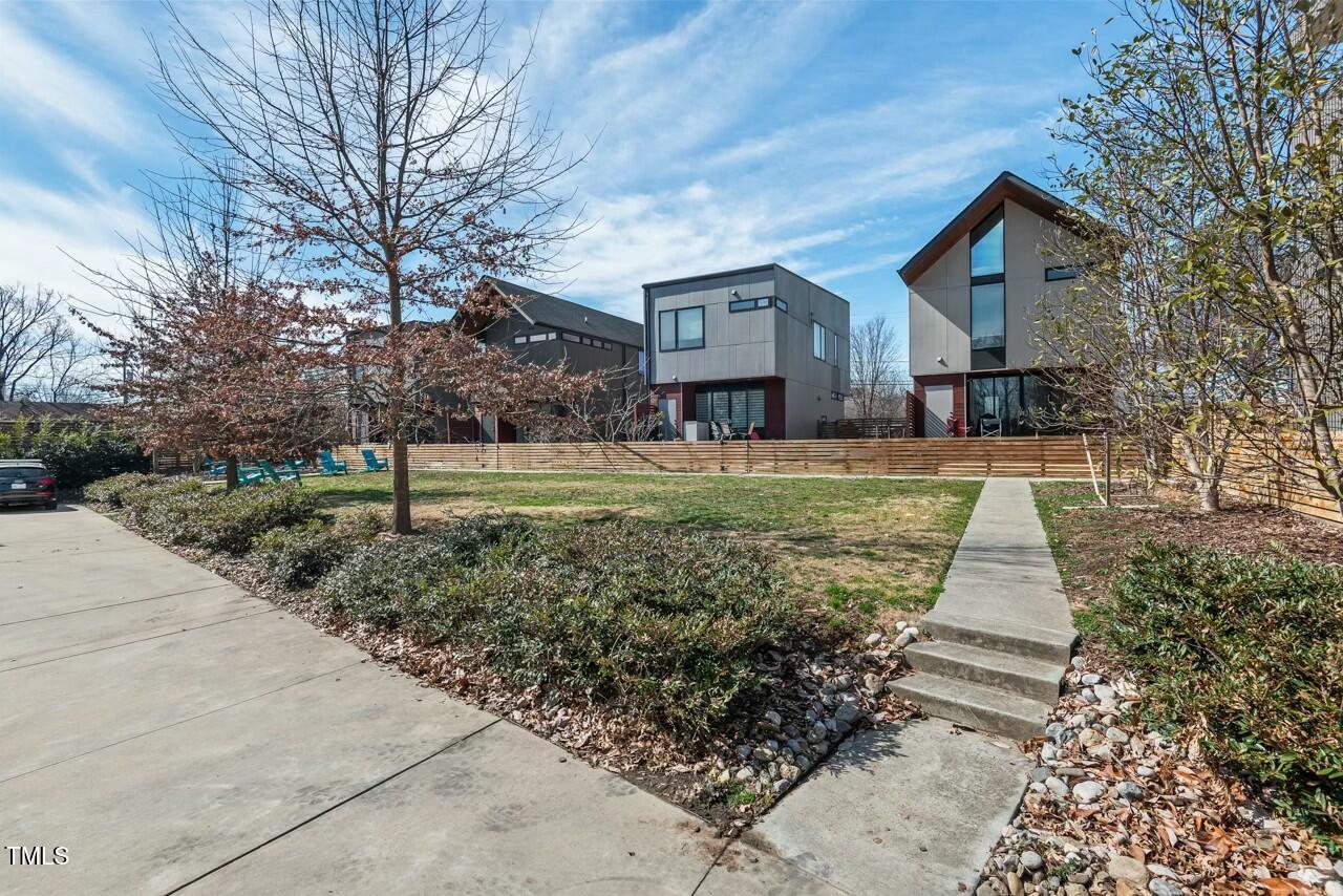 813 N Mangum Street