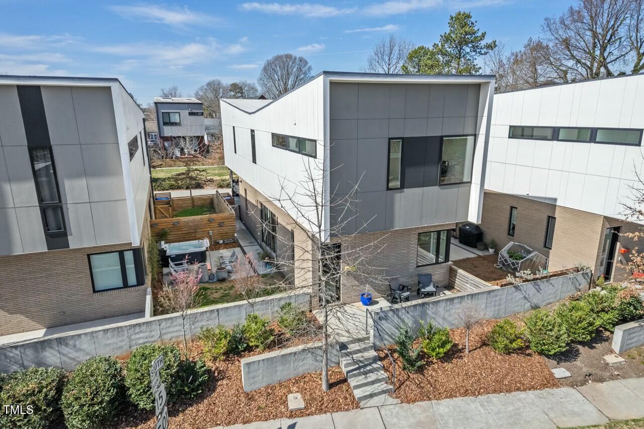 813 N Mangum Street