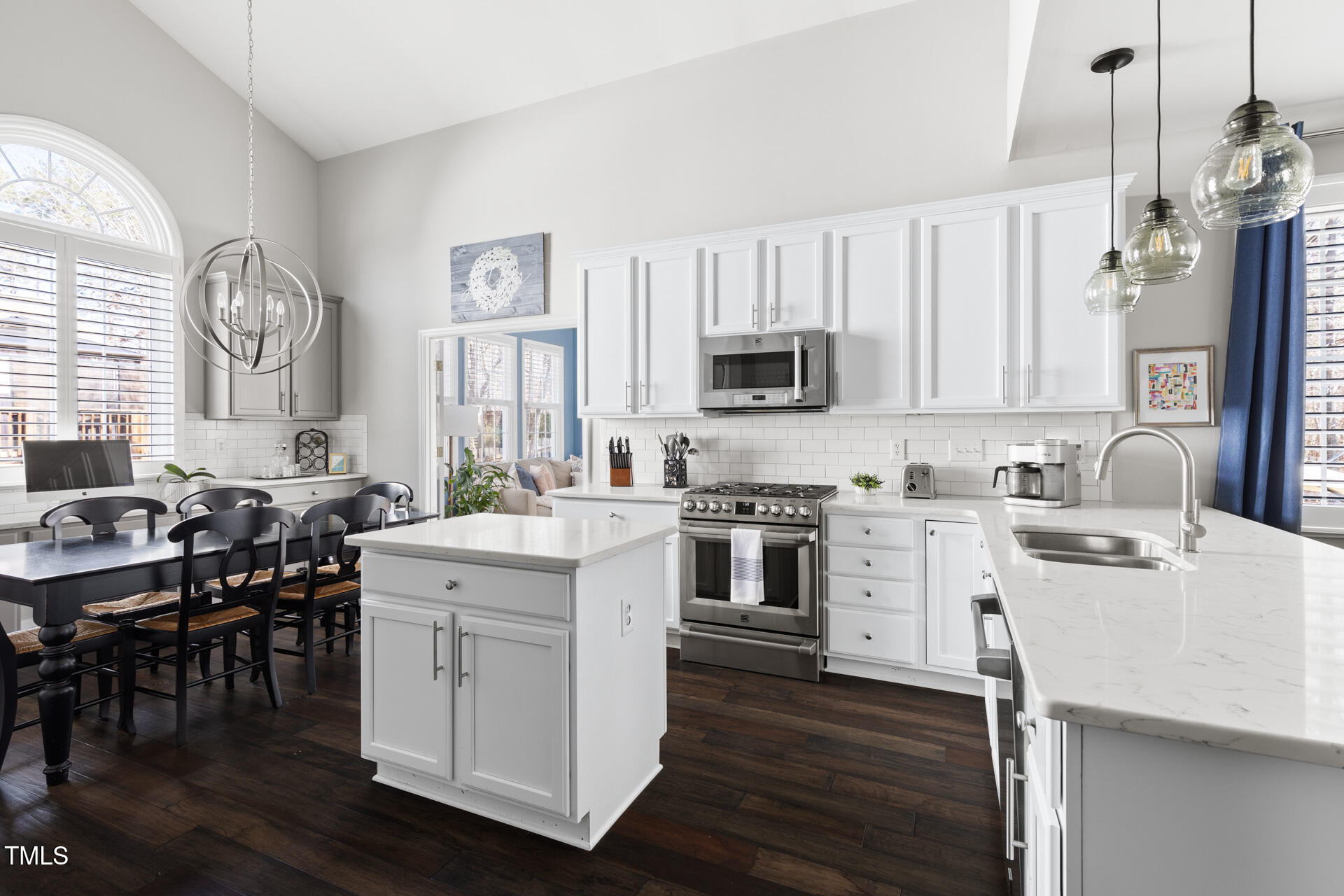 804 Chancellors Ridge Drive