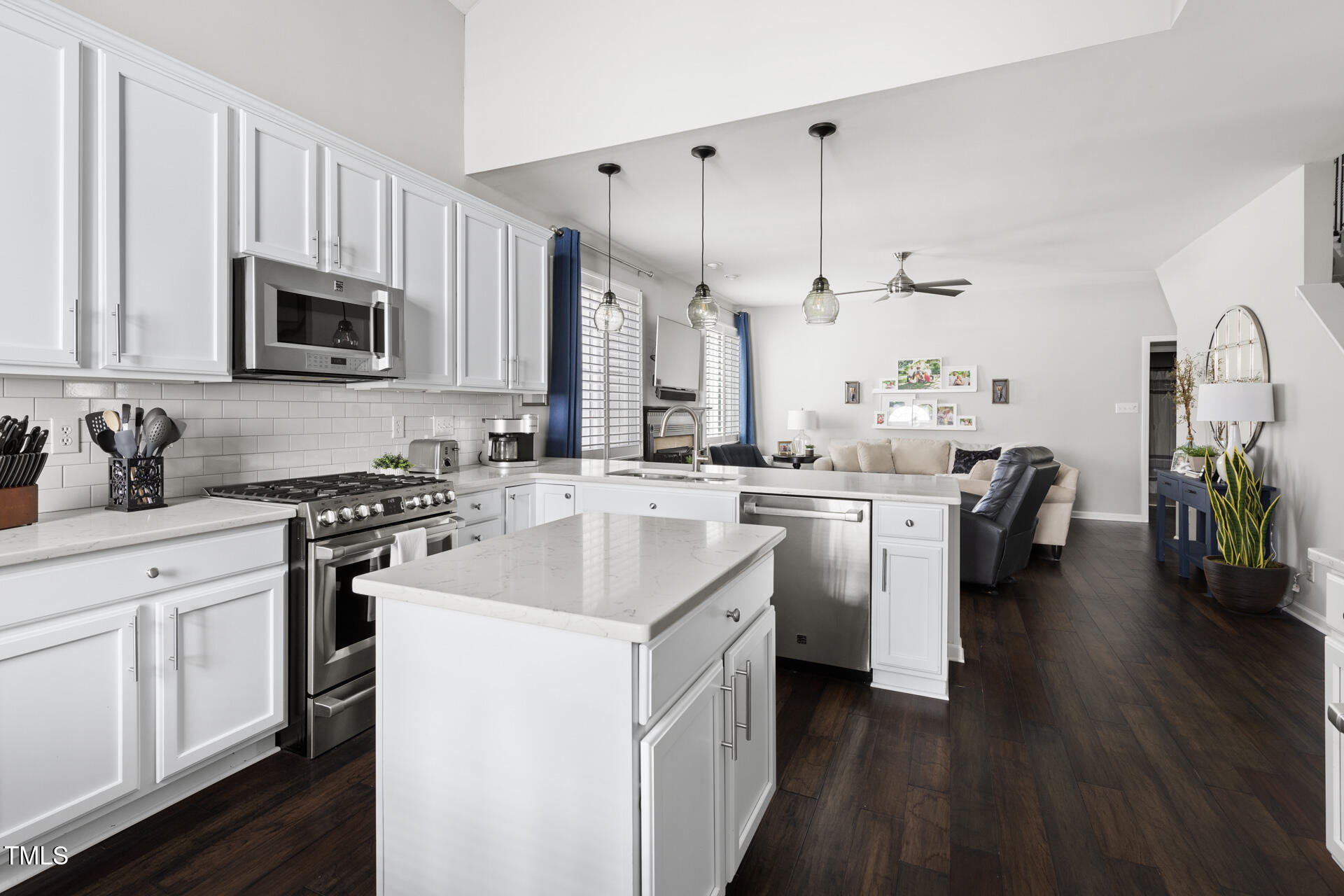 804 Chancellors Ridge Drive