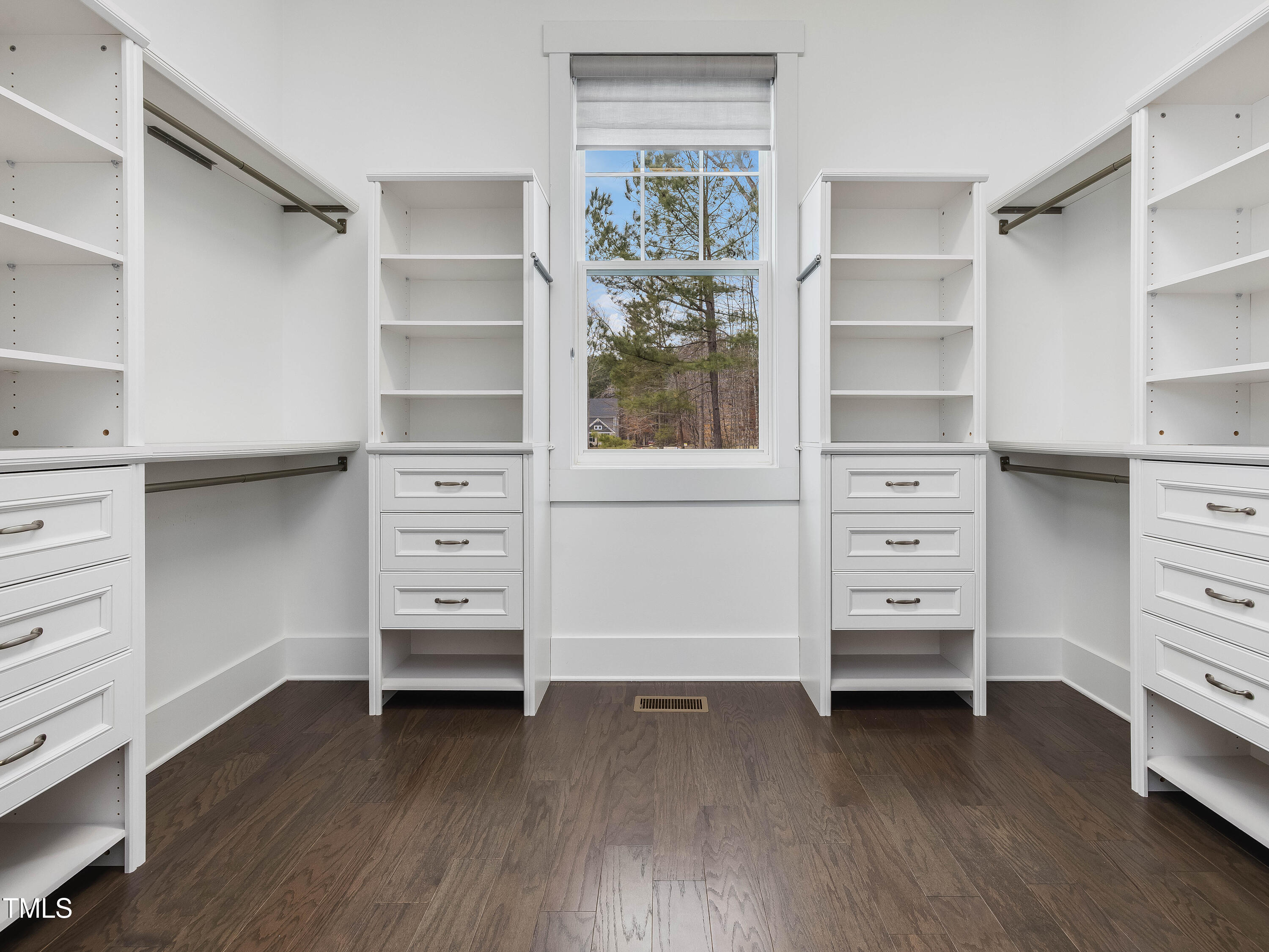 2253 Greenbrook Lane