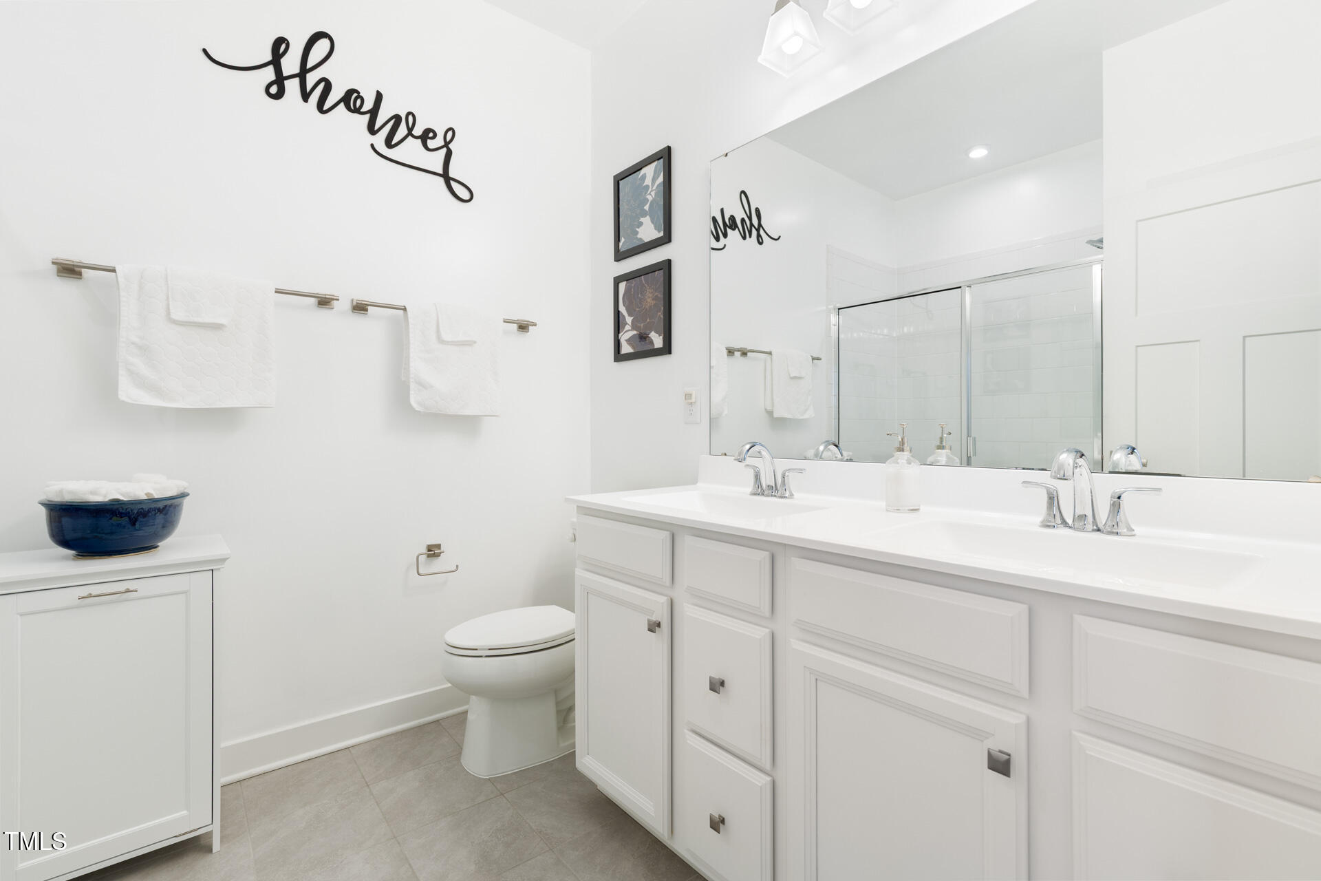 1215 Bradburn Drive Drive