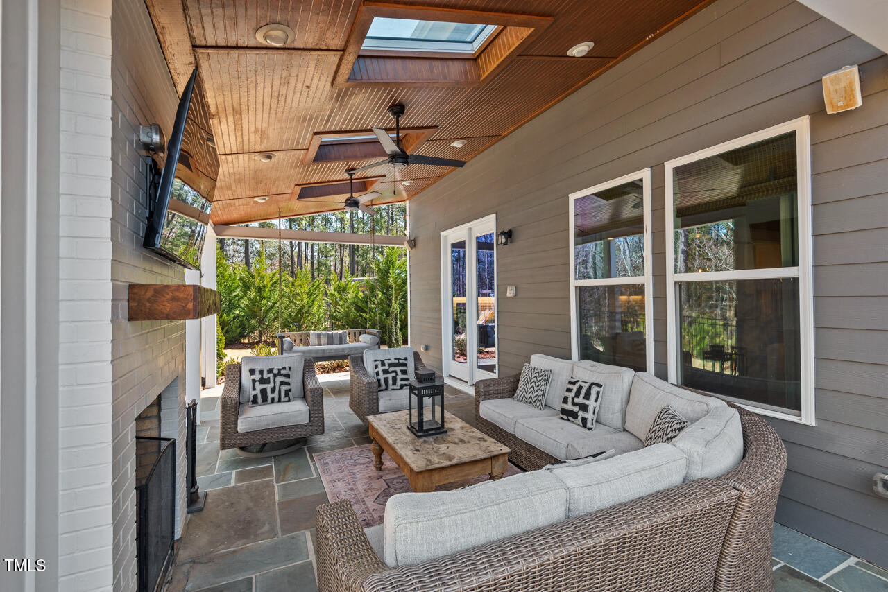 126 Filigree Way
