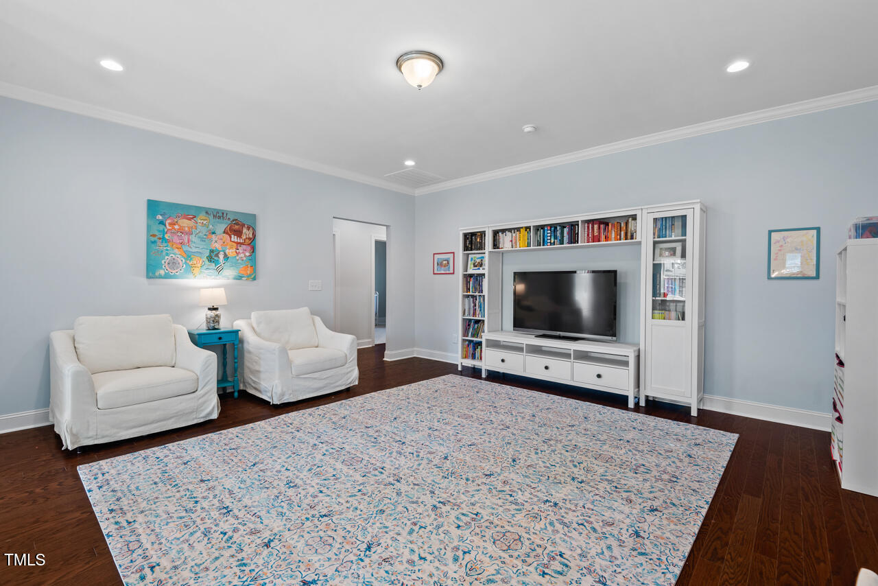 126 Filigree Way