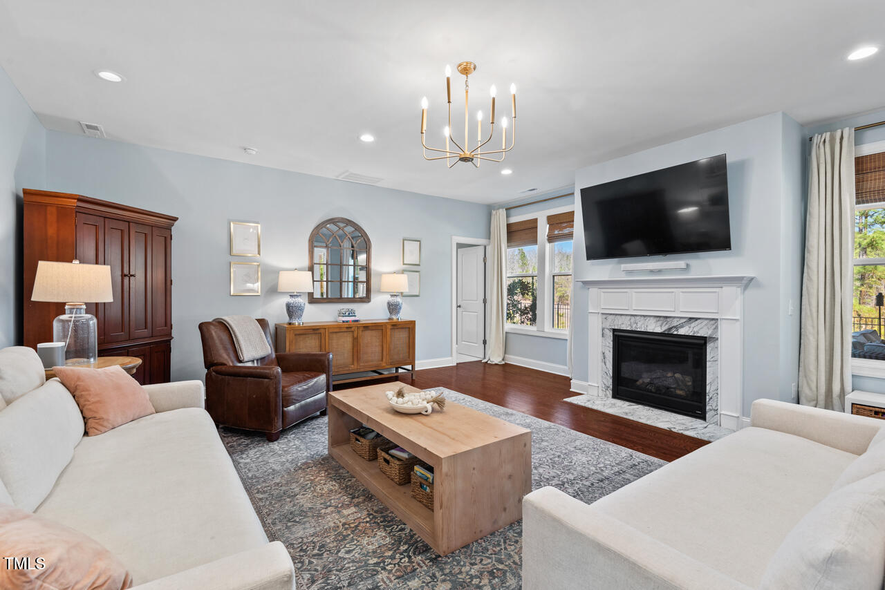 126 Filigree Way