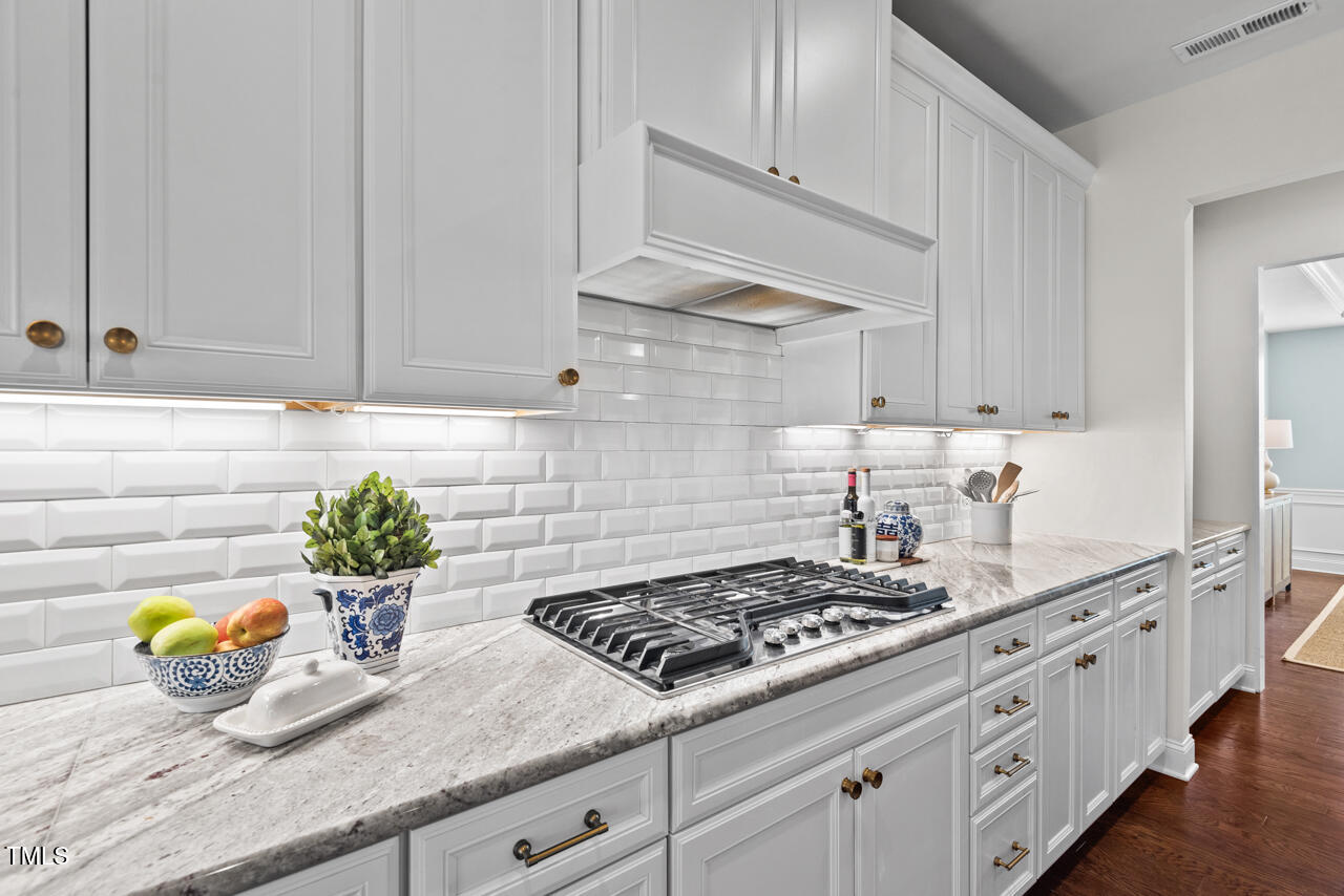 126 Filigree Way
