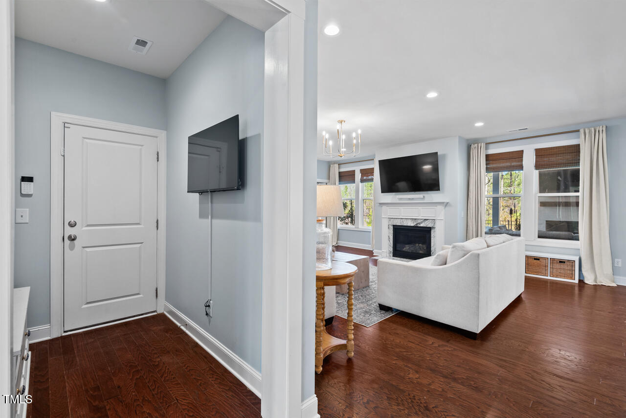 126 Filigree Way