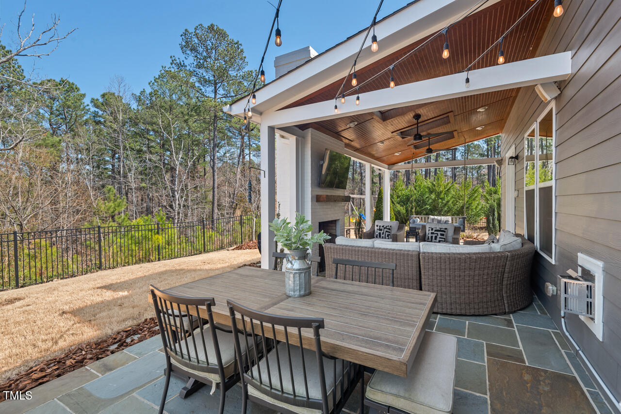 126 Filigree Way