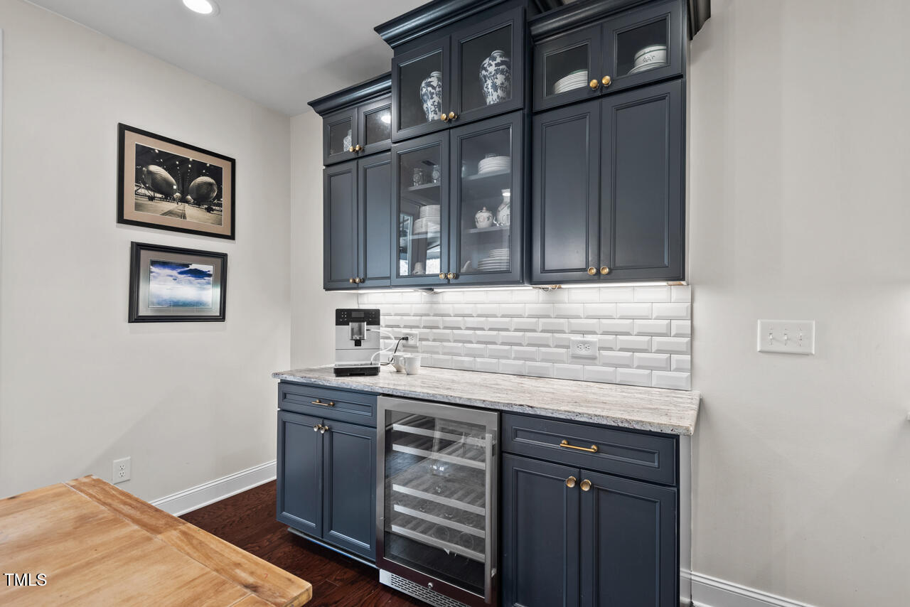 126 Filigree Way