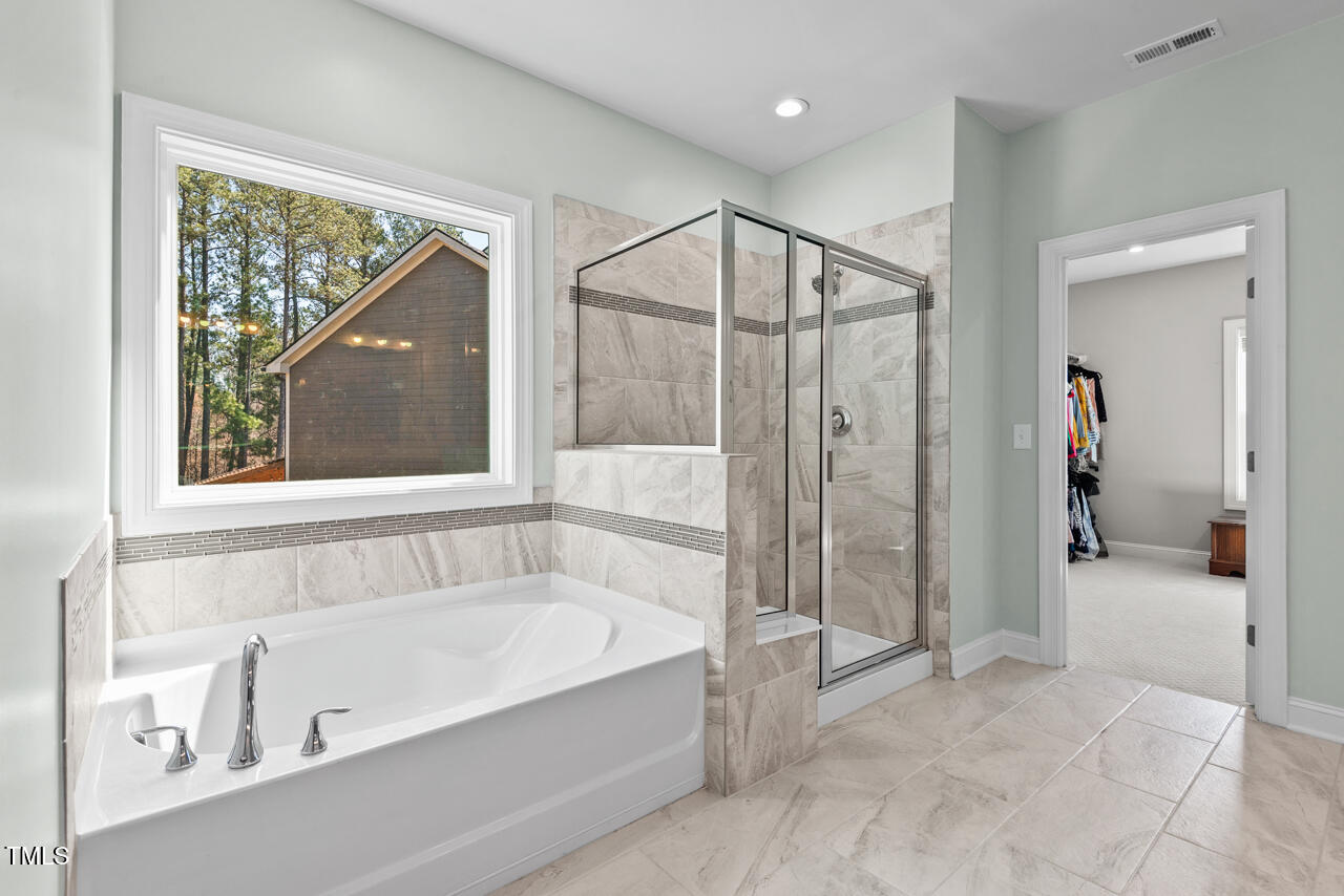 126 Filigree Way