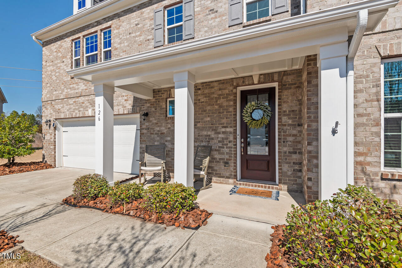126 Filigree Way