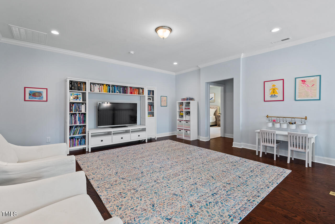 126 Filigree Way