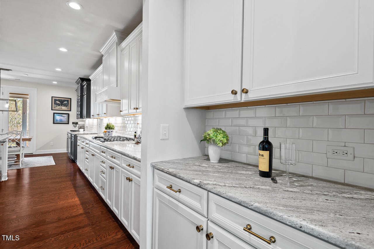 126 Filigree Way
