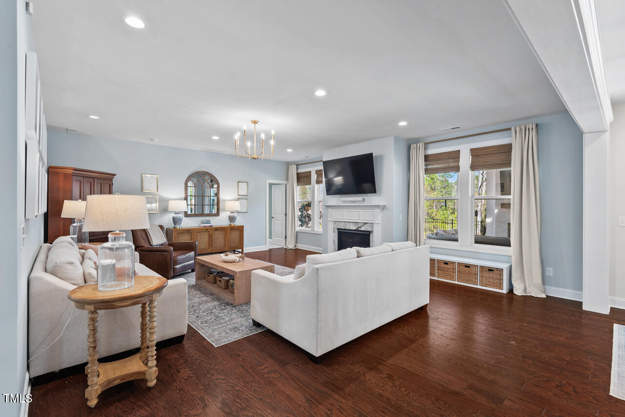 126 Filigree Way