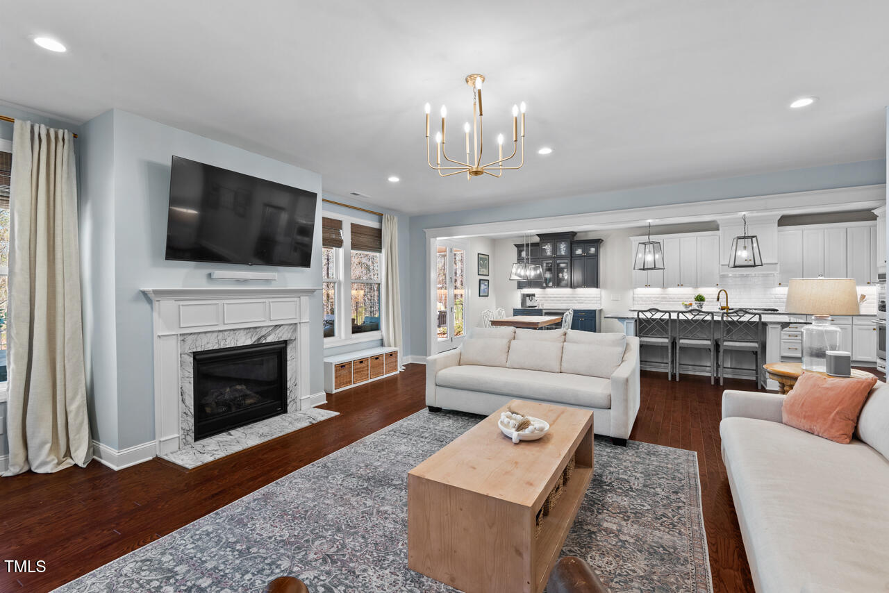 126 Filigree Way