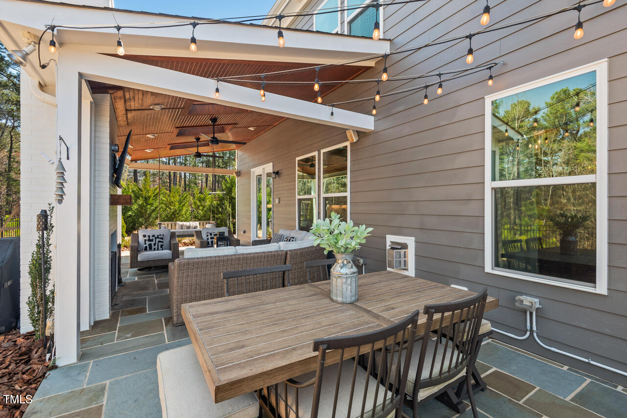 126 Filigree Way