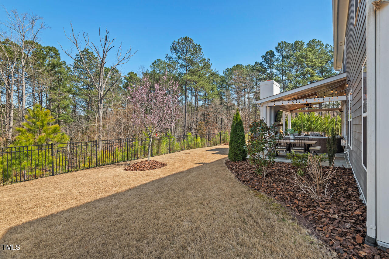 126 Filigree Way