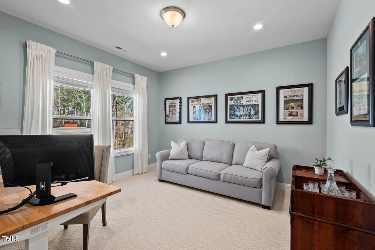 126 Filigree Way