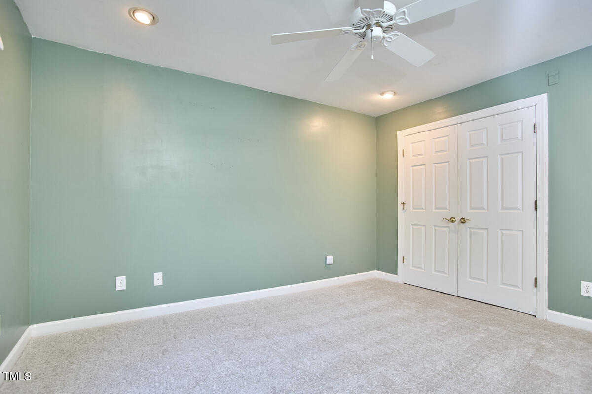 10 Eastwind Place