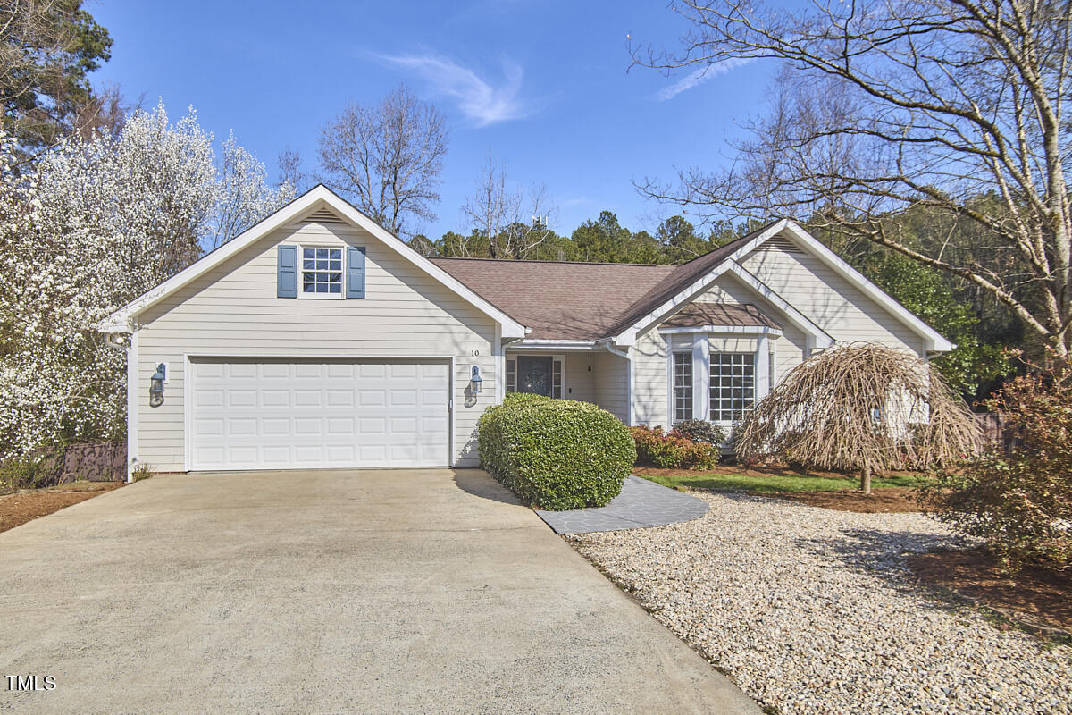10 Eastwind Place