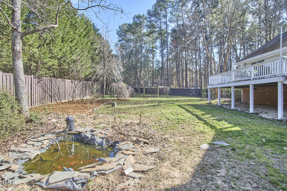 10 Eastwind Place