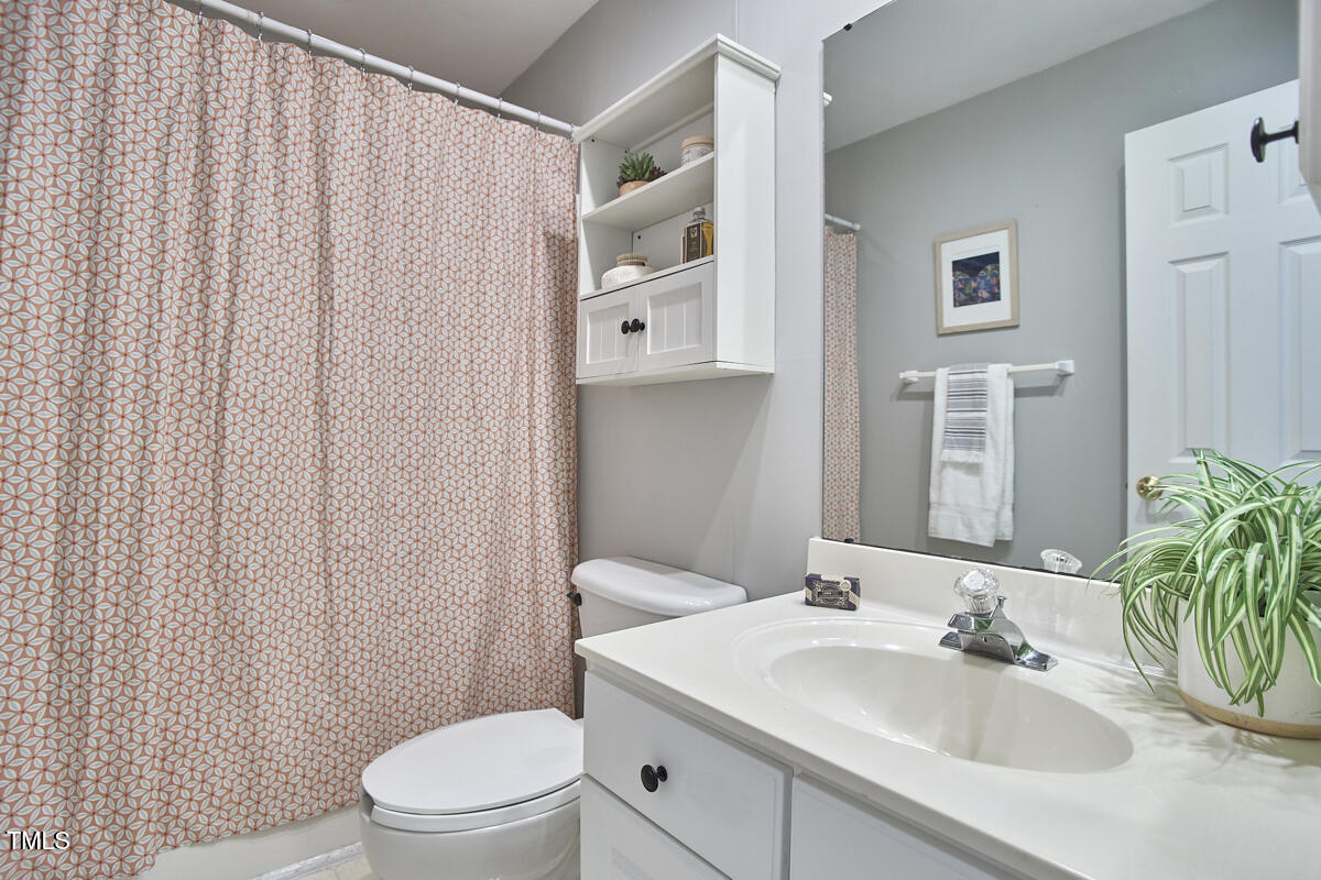 10 Eastwind Place