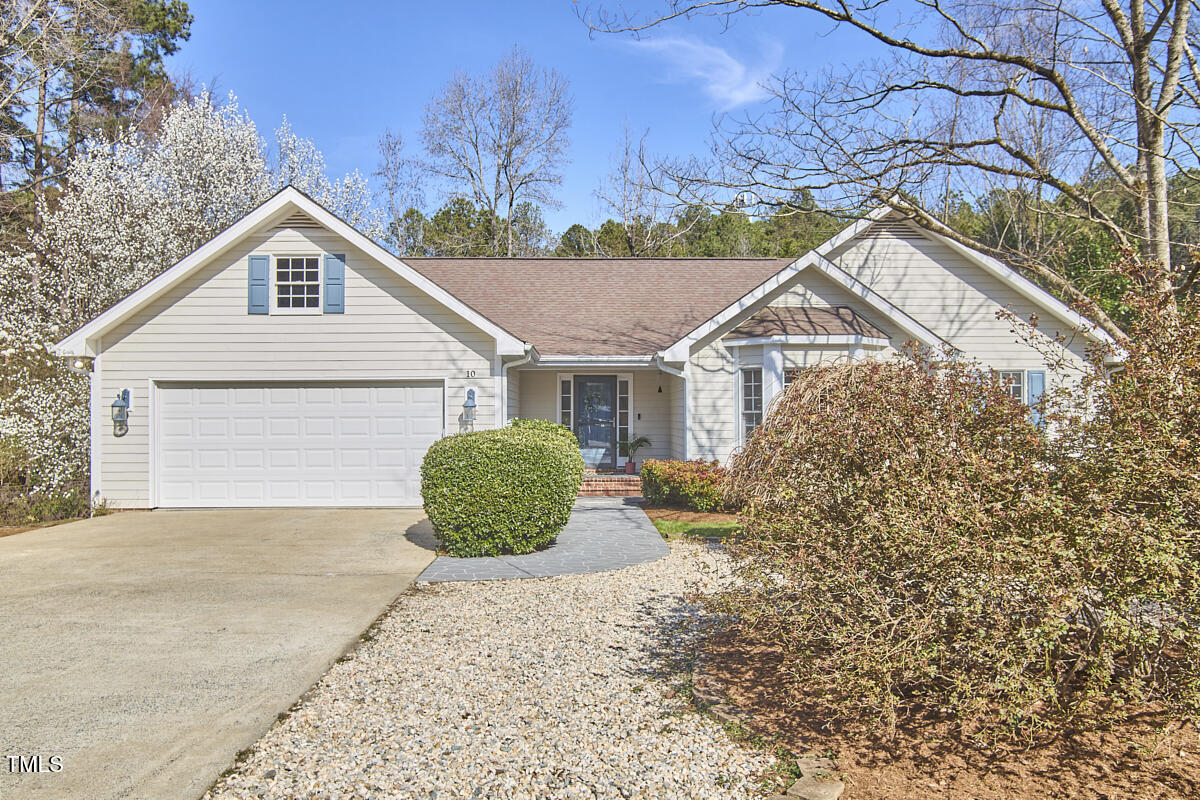 10 Eastwind Place