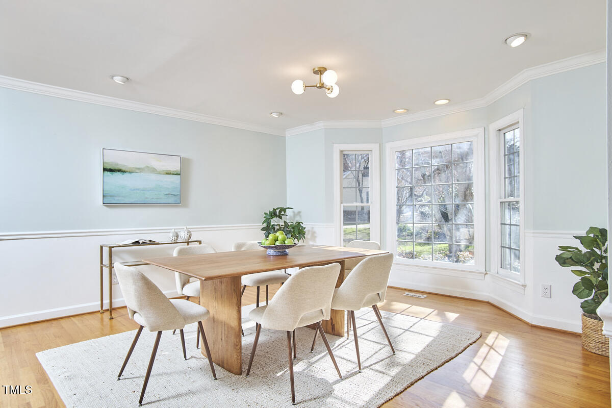 10 Eastwind Place