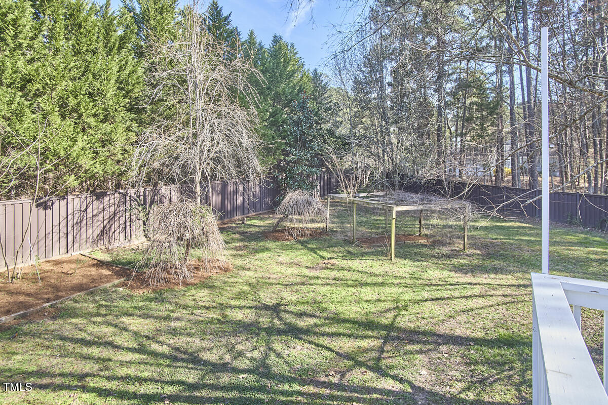 10 Eastwind Place