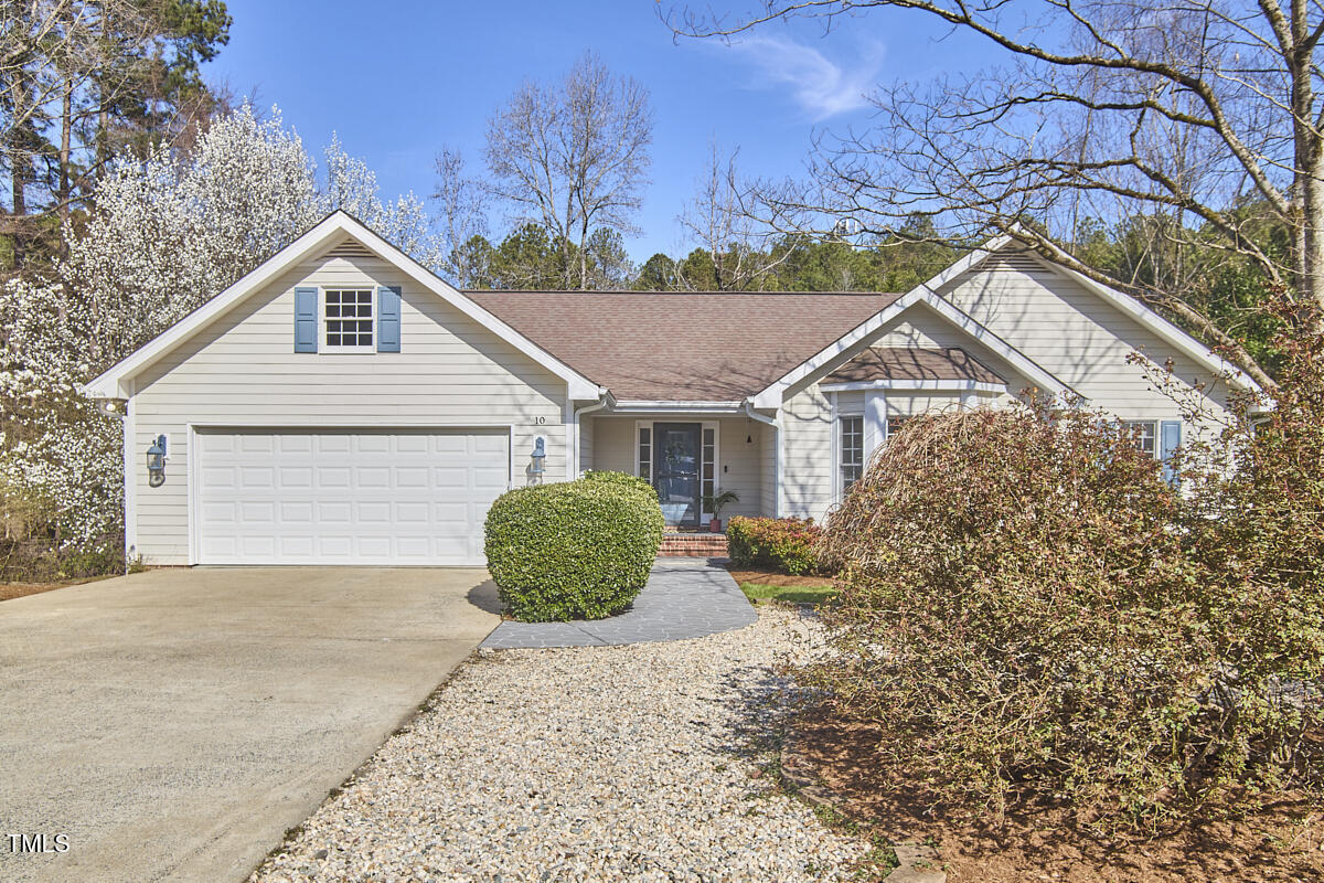 10 Eastwind Place