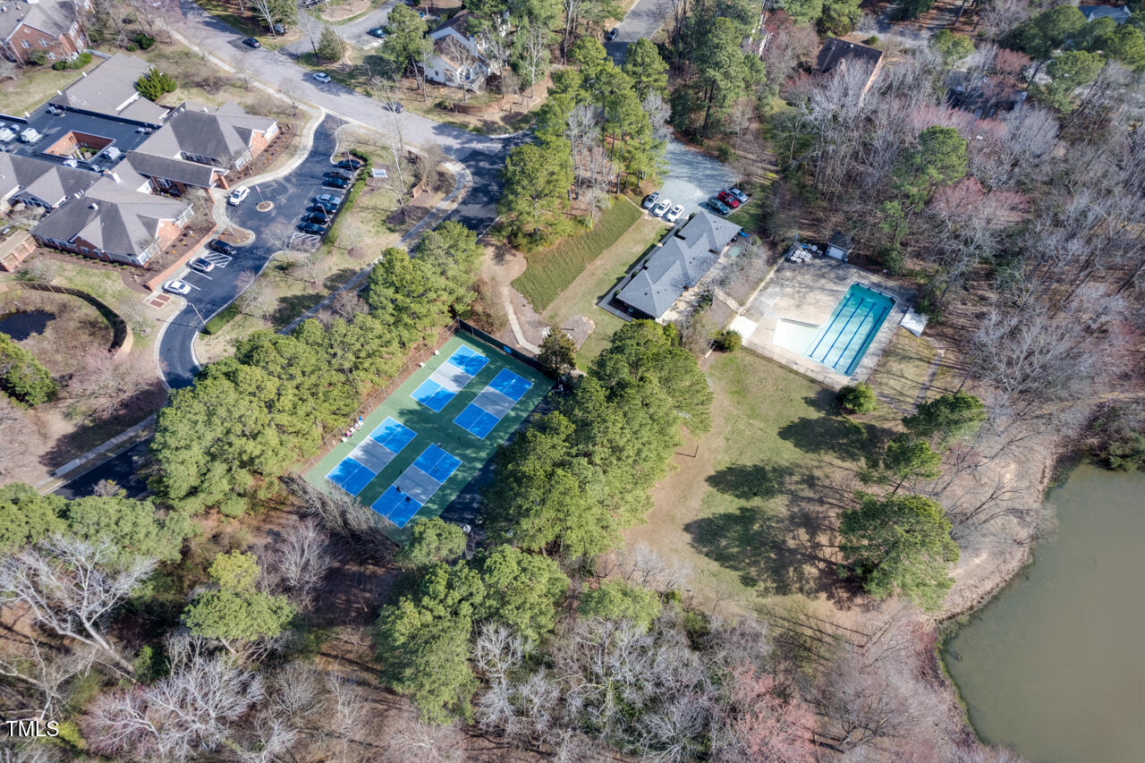 10 Eastwind Place