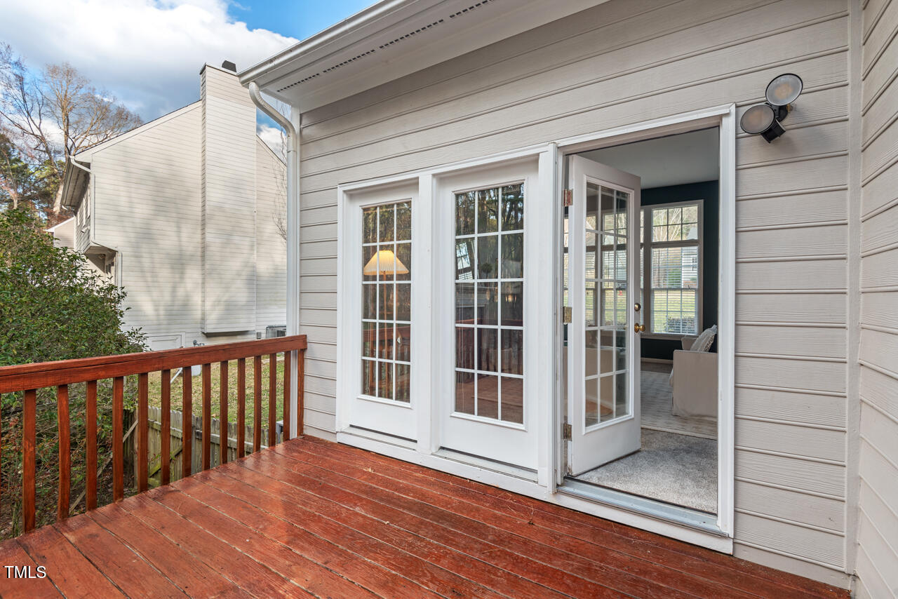 7 Dardanelle Lane