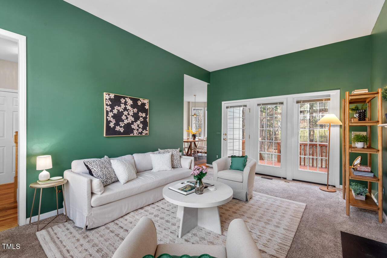7 Dardanelle Lane