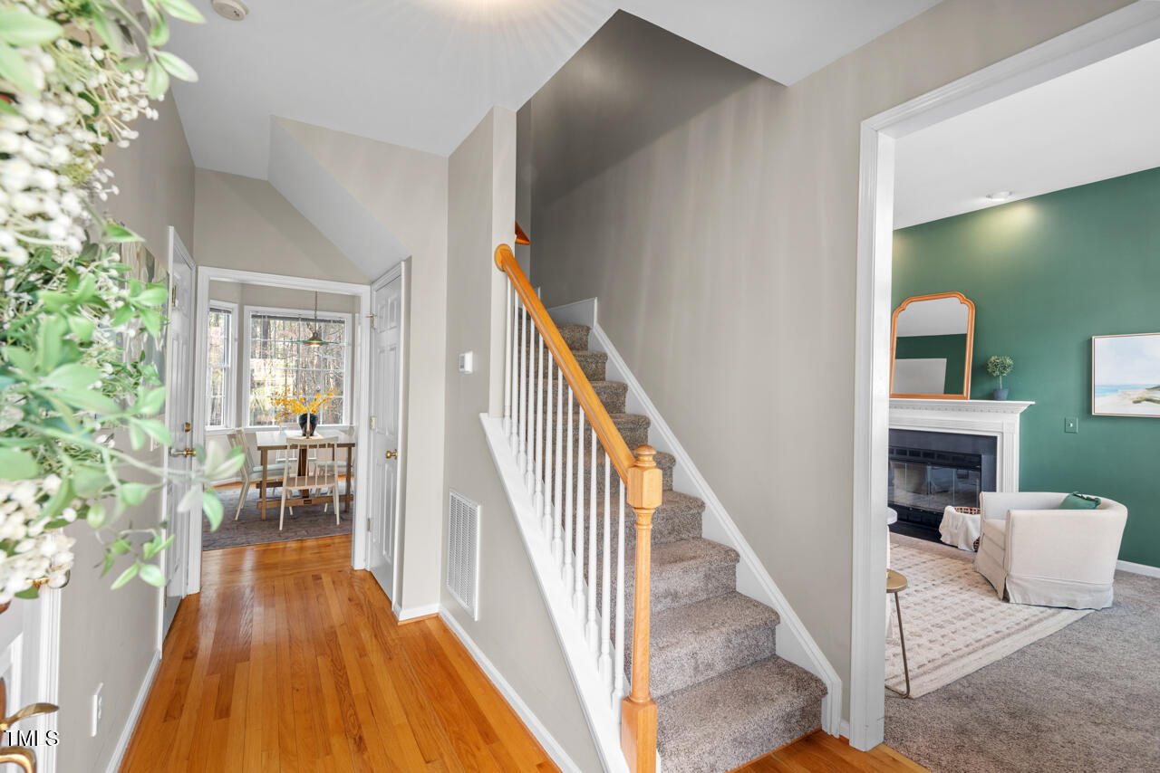 7 Dardanelle Lane
