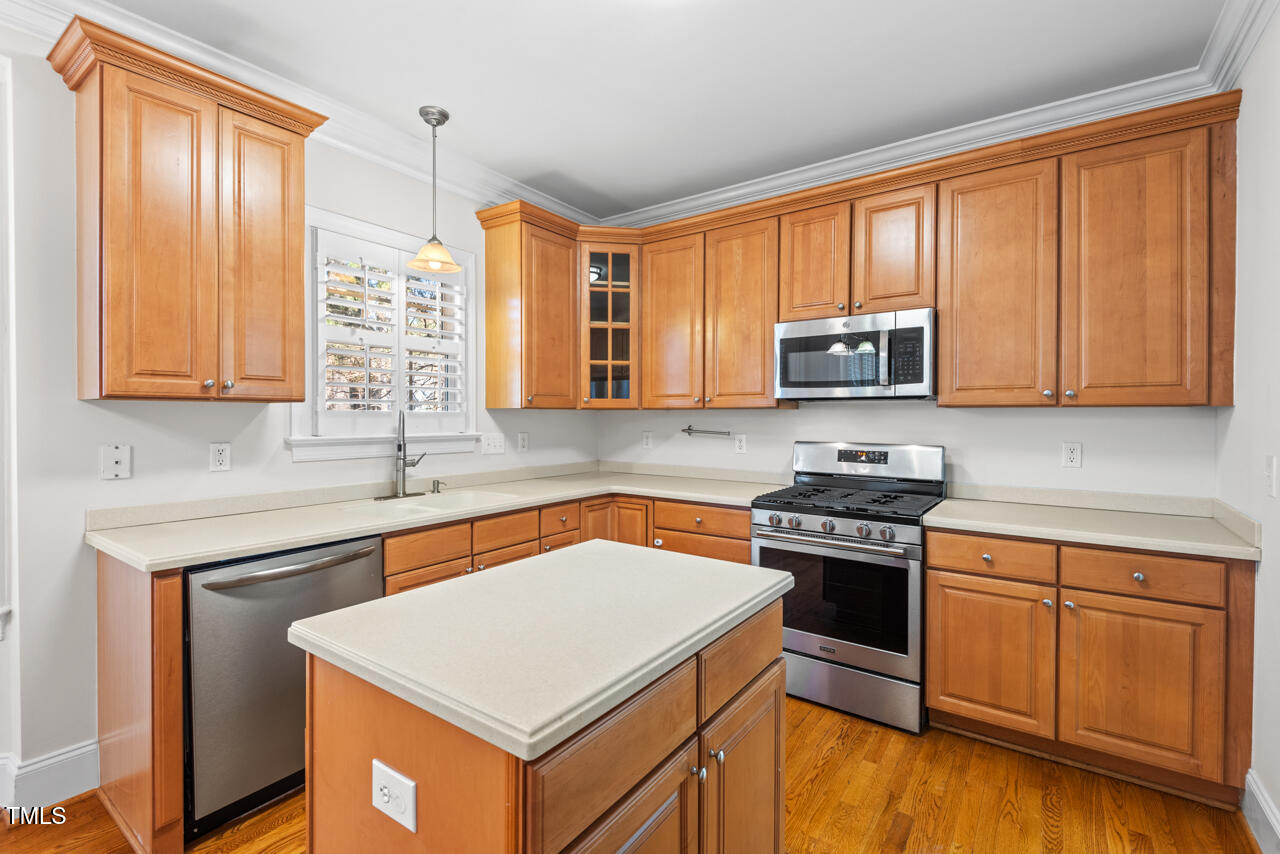 2812 Ashland Drive