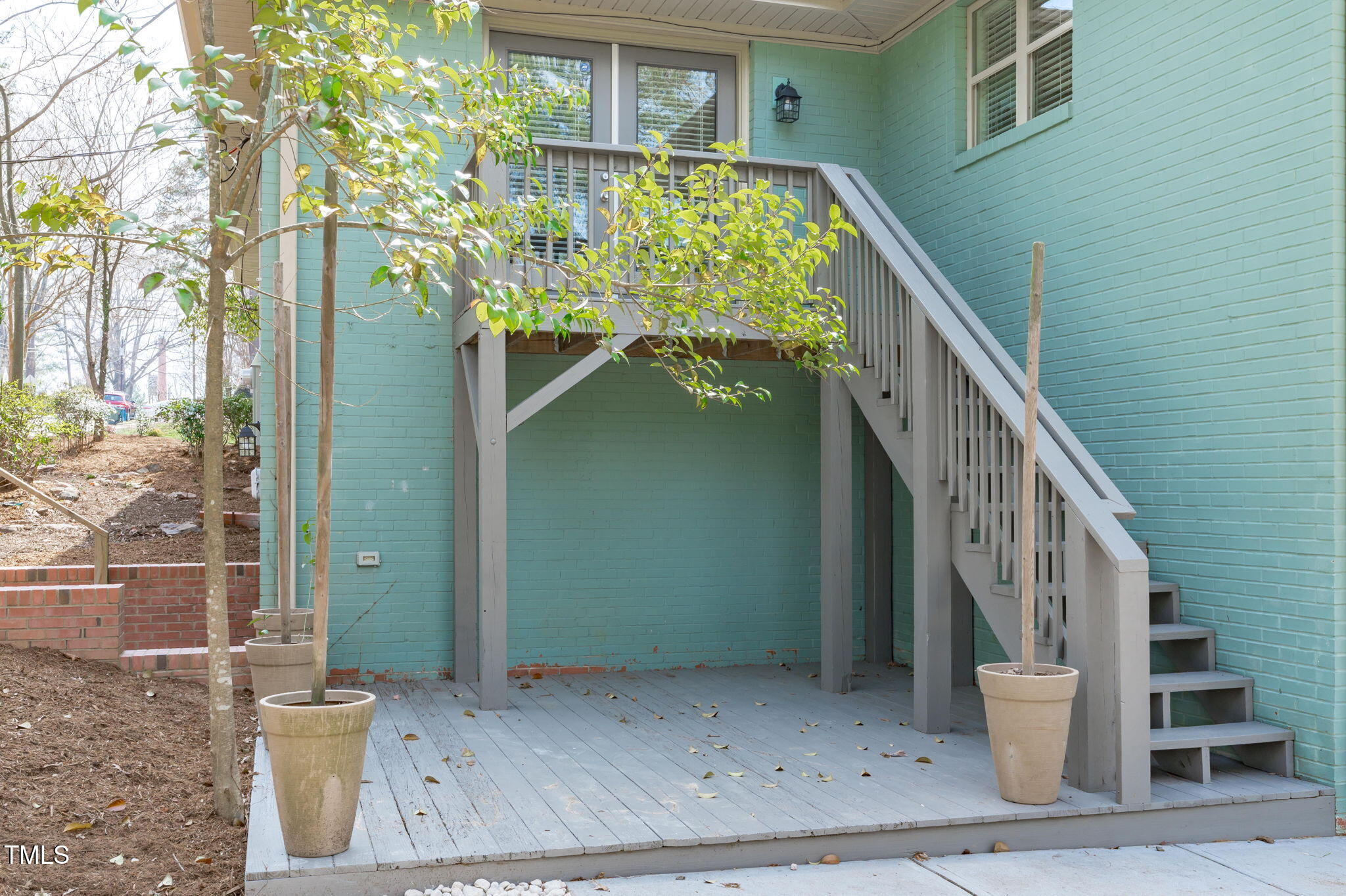 1900 Sunset Avenue