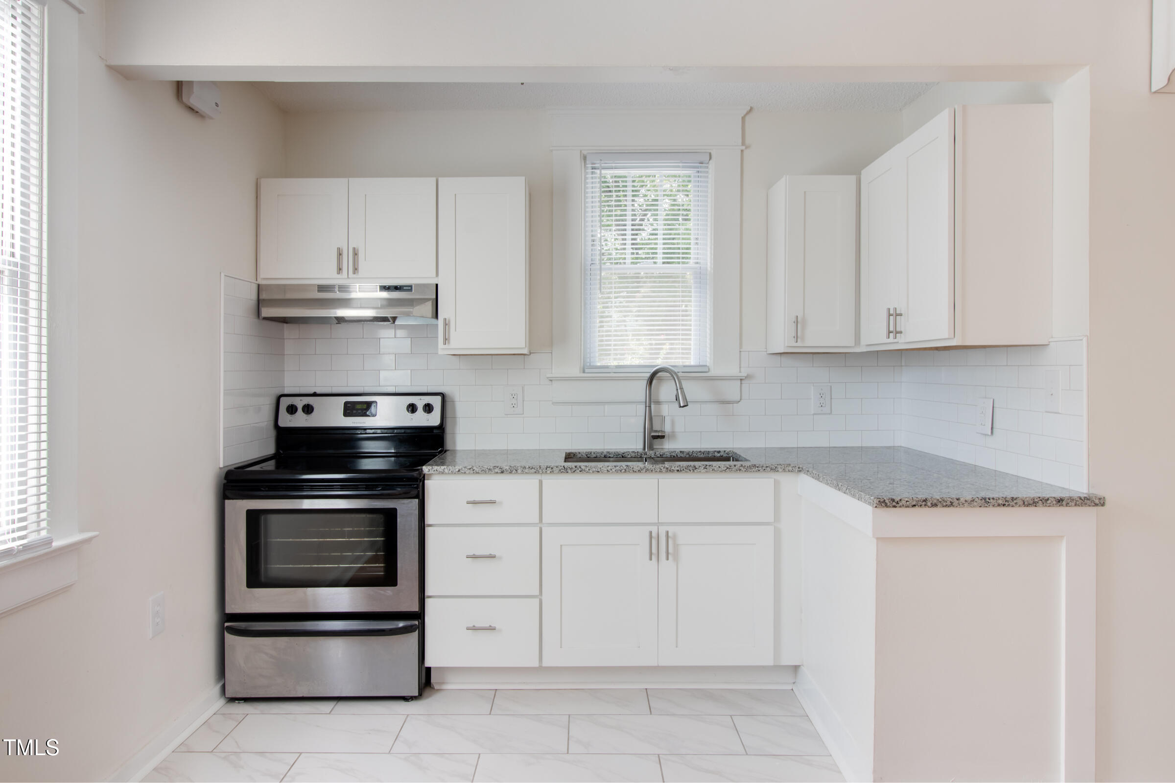 201 W Trinity Avenue