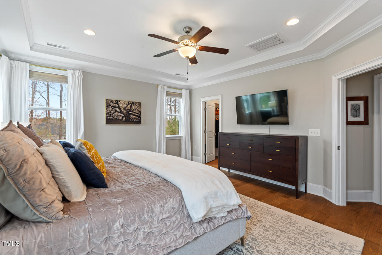 2104 Vandiver Way